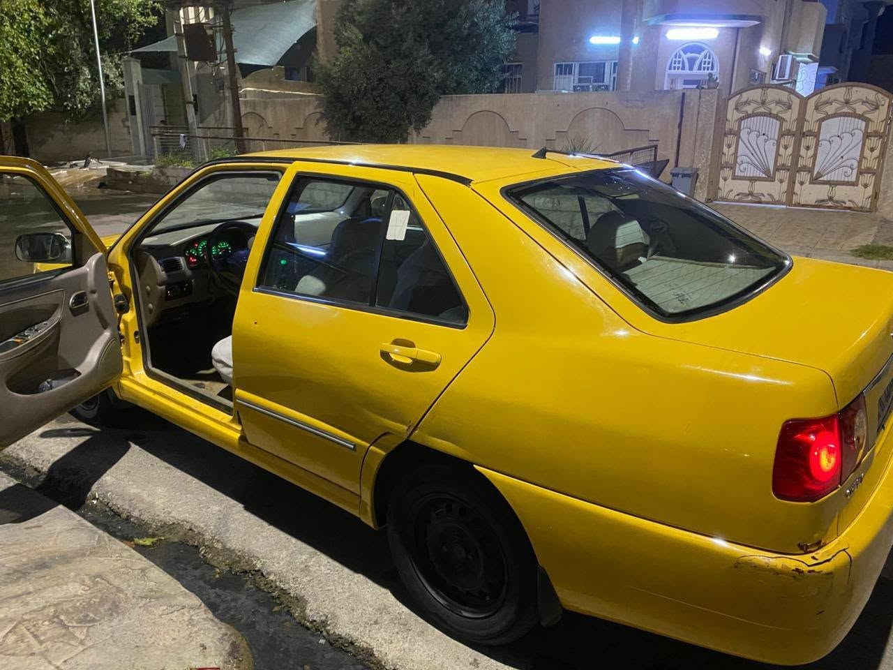 سلام عليكم سيارة شيري كوين موديل 10 بدون صبغ سيارة معمره جديد بيها اثر نفخ سعر تصل عل رقم مكلف بل نشر‏‪***********‬‏
