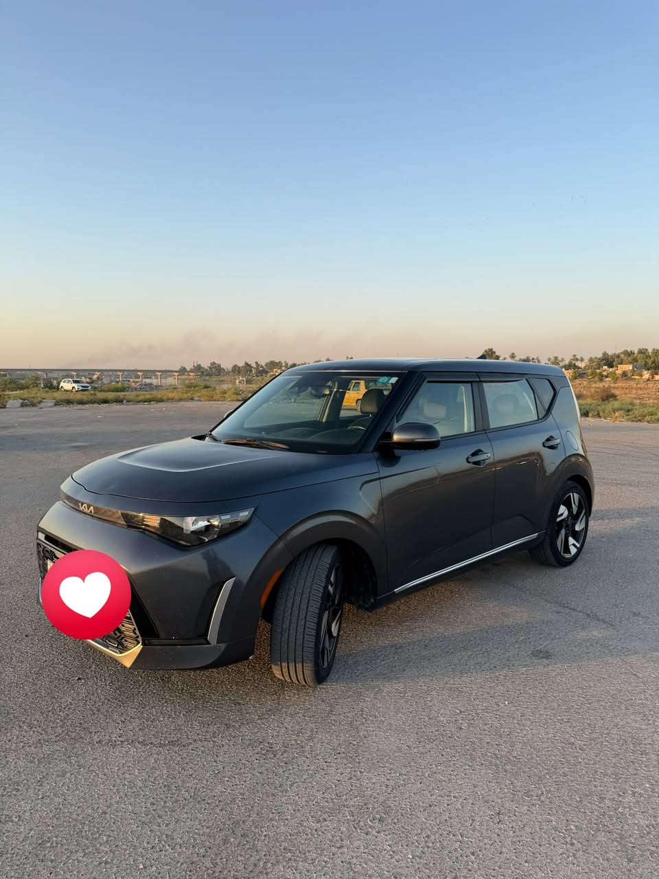 🚘 🚘 للبيع كيا سول GT-Line موديل 2023

🔥 فول مواصفات GT-Line — نظيفة جداً

السيارة نظيفة جداً، بحالة ممتازة وجديدة، استخدام شخصي وما عليها أي استهلاك.

🔹 محرك 2.0 لتر دوش 
🔹 شاشة وسطية
🔹 Apple CarPlay & Android Auto
🔹 بصمة
🔹 دخول ذكي
🔹 كاميرا خلفية
🔹 مثبت سرعة
🔹دواخل اسود مطعم باحمر رياضي
🔹عدة انظمة قيادة
🔹 تحكم بالمقود
🔹 مقاعد جلد مطعم
🔹 مقاعد أمامية مدفأة
🔹 دركسون جلد
🔹 جنطة GT-Line رياضية
🔹 فتحة سقف
🔹 أنظمة أمان ومساعدة للسائق

📏 الممشى: 40,000 كم
🔧 الضرر: بنيد + جاملغ بارد مصلّح بدون ايرباك
🔢 الرقم: بغداد إنكليزي
🔄 التحويل: مباشر، ثاني يوم
📍 الموقع: بابل

💰 السعر: 167 ورقة — بيها مجال

📞 للتواصل: ***********

✨  نظافة واستخدام شخصي.
