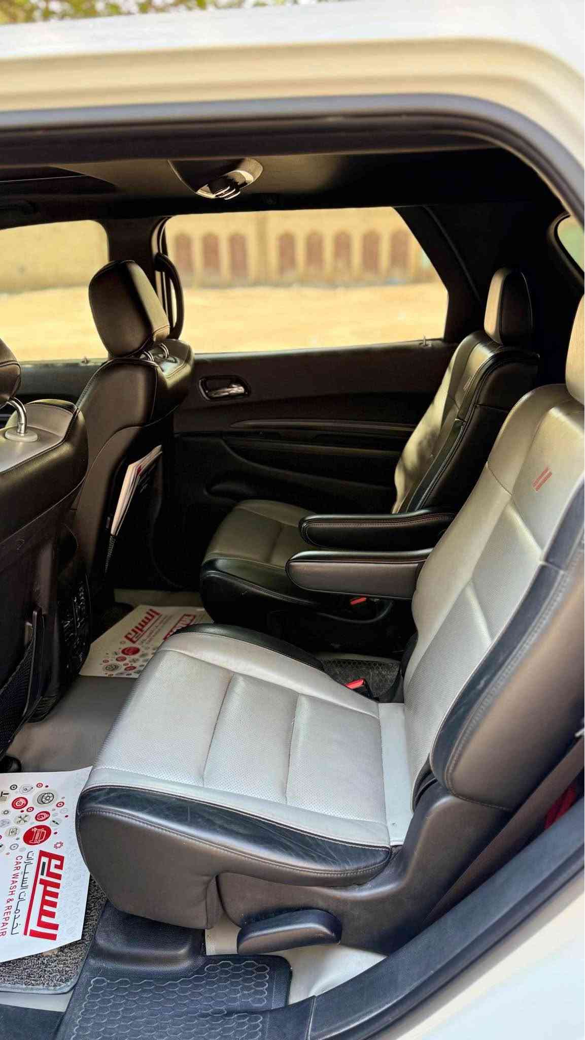 سلام عليكم 

دورنكو 2021 جيتي بلس 

محرك 5700  V8 و كير اوتو 8 سرعات

ماشية 84 الف

فول موصفات 1/1 خزن ميموري 

فتحه سقف كشنات تبريد تدفئه رادار امامي حساسات 360 درجه شاشة كبيرة

7 راكب كشنات VIP منفصل 

شاد اله عدسات و لد احمر للايت

4 قطع تبريد وباقي الموصفات معروفه 

رقم بغداد بسمي تحويل ثاني يوم حره 

حادثه سرقه 3 قطع امامية بنيد و جاملغات امامية 

بدون ارباك

بيه منظومة غاز ايطالية 80 لتر يعني انسه الصرف مشدوه بأربيل

مكاني بغداد الحرية

***********

معروضه 260 و بيه مجال بسيط

سيارة حرة بأسمنا و تحويل مباشر بغداد, العراق
