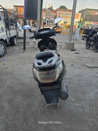 للبيع عوزهى ترتيب  ب250 وبيهى مجال  مكان بغداد المعامل  07702705396