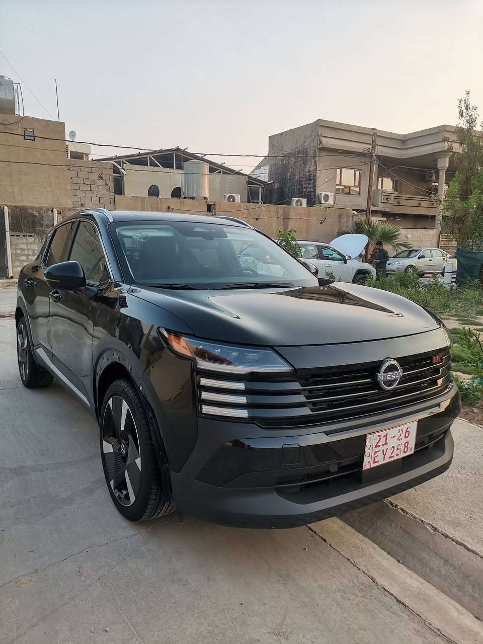 السلام عليكم
السعر جدا مناسب 

نيسان كيكس AWD SR موديل : 2025

اللون اسود 

عداد المسافه 9000m

حجم المحرك : 2.0L (4.سلندر)

 

سياره بيها ثلث قطع صبغ حادث جانبي جامرلق باب سكن وبونيد بيه رصعه مبدل  

بدون دواخل 

 كاتي. يترقم اربيل سليمانيه دهوك 

المواصفات : SR. AWD

كيج الـــكتـــرونـــي

داخل 𝐋𝐄𝐃 ليـــد

بصمة ابـــواب 

‏‎بصمة تشـــغـــيل 

‏‎شـــاشـــة ايبـــاد

كـــاميـــرة °360

‏‎كـــاميـــرة امامي 

كـــاميـــرة جانبي

كـــاميـــرة خلفي 

هـــانـــد بـــريـــك بصمة

اوتو هولد (𝐀𝐔𝐓𝐎 𝐇𝐎𝐋𝐃)

اوتو ستارات (𝐀𝐔𝐓𝐎 𝐒𝐓𝐀𝐑𝐓)

اوتو ستوت (𝐀𝐔𝐓𝐎 𝐒𝐓𝐎𝐏)

رادار امامي (تحديد مسار)

‏‎رادار جانبي (نقاط عمياء)

‏‎رادار خلفي (التحذير من الاصطدام)

حساسات °360

‏‎حساسات امامي

‏‎حساسات جانبي 

‏‎حساسات خلفي 

نظام (𝐄𝐂𝐎)

نظام (𝐍𝐎𝐑𝐌𝐀𝐋)

نظام (𝐒𝐏𝐎𝐑𝐓)

تحكيمات استيرن

كشنات جلد

تبريد لمس.      عنوان كركوك معرض سي بور

لايتات 𝐋𝐄𝐃 ليد ثلاثة 

 بكلايتات 𝐋𝐄𝐃 ليد بيلادي

ويل كروم سبورت

السعر 💵 138بيه مجال 

‏‎رقم شاصي موجود دكه يطلع حادث بيع فقط

‏  

 WhatsApp ☎️ ***********كركوك
