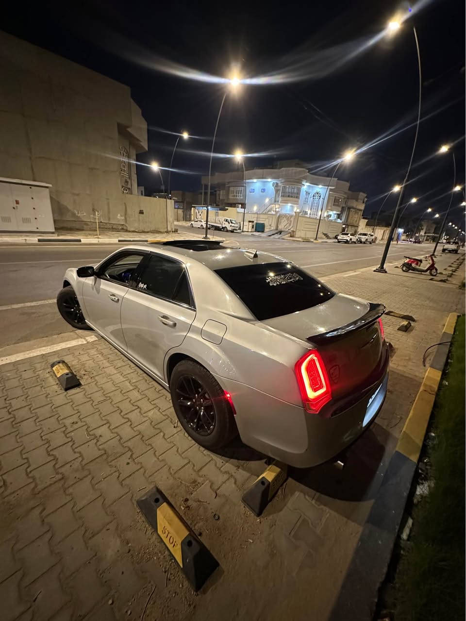 اوباما c300
2019
معلايه لل2022
بيها جاملغ امامي مبدل 
الباب الايمن الوره بي رصعات صغار اثر بارد بلامارات ممصلحينه عدل 
وباقي السياره كفاله 
ماشيه 162 كيلو
للبيع او المراوس بجالنجر
ب169
*********** البصرة, العراق
