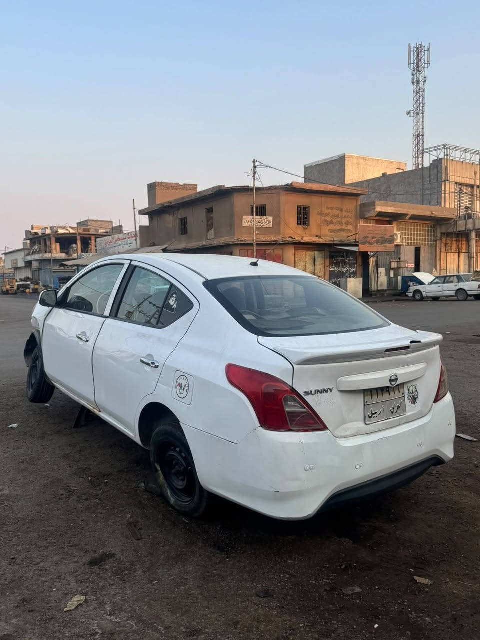 نيسان صني هندي موديل ٢٠١٩ رقم اربيل سياره تعرضت الحادث بدون شواصي والغود  ابيع على وضعها محرك وكير كفاله السعر ٦٢ مكان السياره بصرة للاستفسار *********** البصرة, العراق
