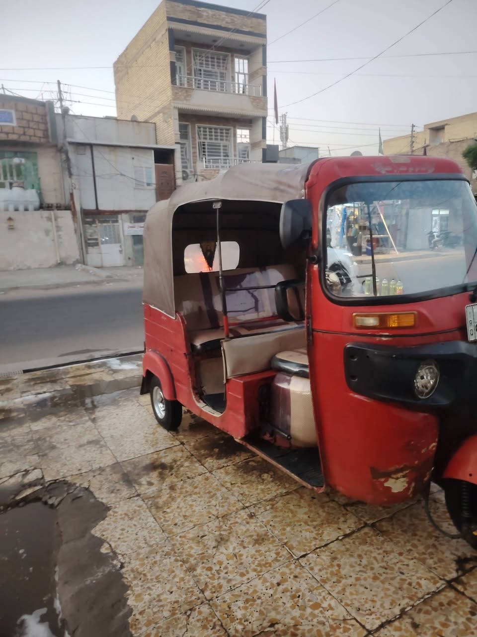 سلام عليكم تكتك للبيع مديل ٢٠١٧
بيهه خياس بالصفحه وضربه بلغد ما معمرات مكينه شرك عام مكفوله كهربائيات كلهه شغاله مكينه قبل شهر مجفت كله جديد تحويل ثاني يوم مكاني الشعب السعر ٤٨٠٠
***********
