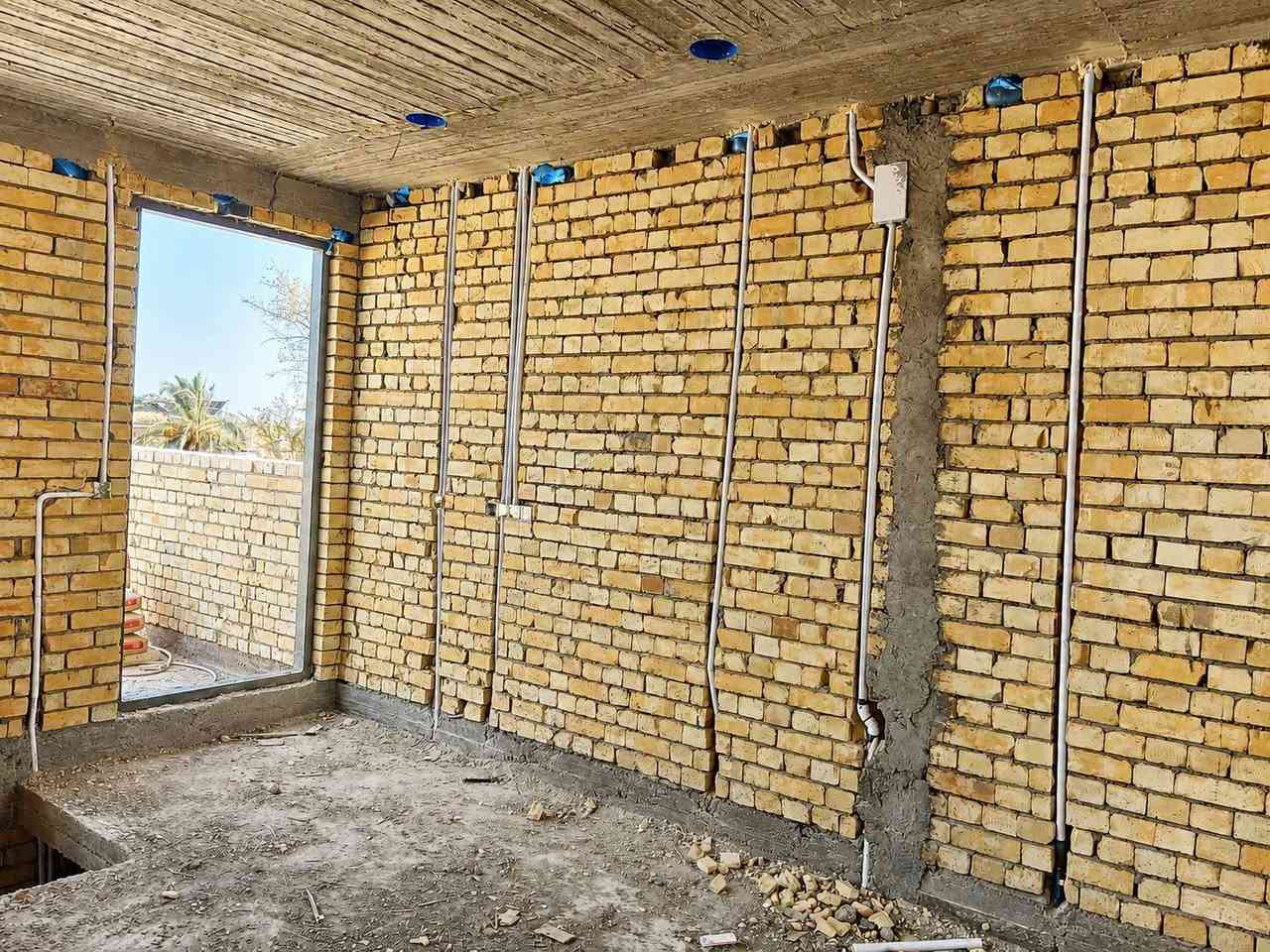 تأسيس كهرباء حفر وتثبيت بوكسات في احد المواقع في بغداد 

📞 للتواصل:
***********

👷‍♂️ م. علي العبيدي

#كهربائي #كهرباء #تأسيس_كهرباء #بوردات #ats
