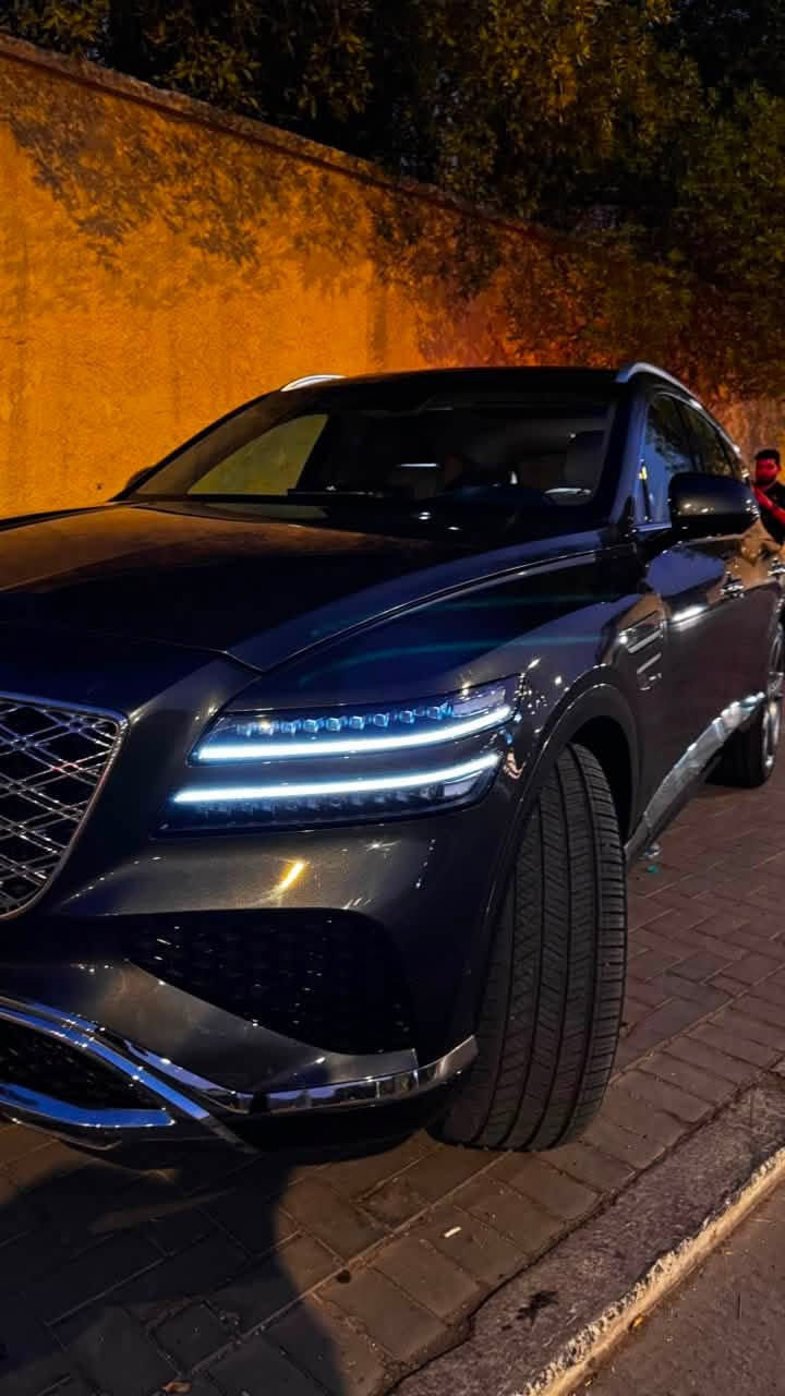 السلام عليكم للبيع 

جينسيس GV80 2024. سبورت اعلى فئه
4 ستندر تيربو 2500
ماشيه 19 

المواصفـات 1/1

. سقف بانورامــا

. تحكم بالسيارة عن طريق البصمة (تقديم رجوع)

. كيج الكتروني ديجيتال

. شاشة تبريد لمس + تحكمات لمس

. كشنات حار بارد + ستيرن كهربائي و هيتر

. كير مووس + مووس تحكم شاشة

. دشبول ليزري اضائة داخلية متعددة

. حساسات امامي خلفي

. كاميرا الاشارة بالكيج

. رادار امامي + رادارات محيطية 360 درجة

. قيادة ذاتية + تنبيه الخروج عن المسار

. صندوك كهربائي فتح ذكي

. نقاط عمياء جانبية

. دسكات بريمبو بلادي

. كشن خزن ميموري

. نقاط عمياء جانبية

. هاند بريك بصمة + Auto Hold

. شاحن واير لس

مري شفط قلاب

حادث خفيف ربع البنيد صبغ والجاملغ مبدل ابلادي نفس لون مسوي بيه تقرير فحص
رقم بابل  شهداء وكاله عامه 

285 وبيه مجال لشراي. 

العنوان البصره. 

رقم الهاتف : ***********

