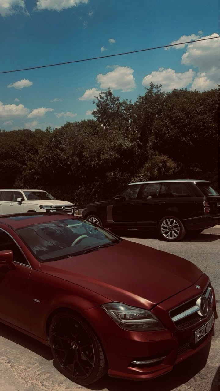 Mercedes Cls 2013💎سه ياره كه ٦ پستنه مه كينه مرغوبه زه مانه خه لىجى ناو زه رد كوشن ساردو گه رم سلايد ناو Vip ٣٦٠ پله حساسه كوشن جلده ئوتو پاركينگه.   whatsup *********** Singapore
