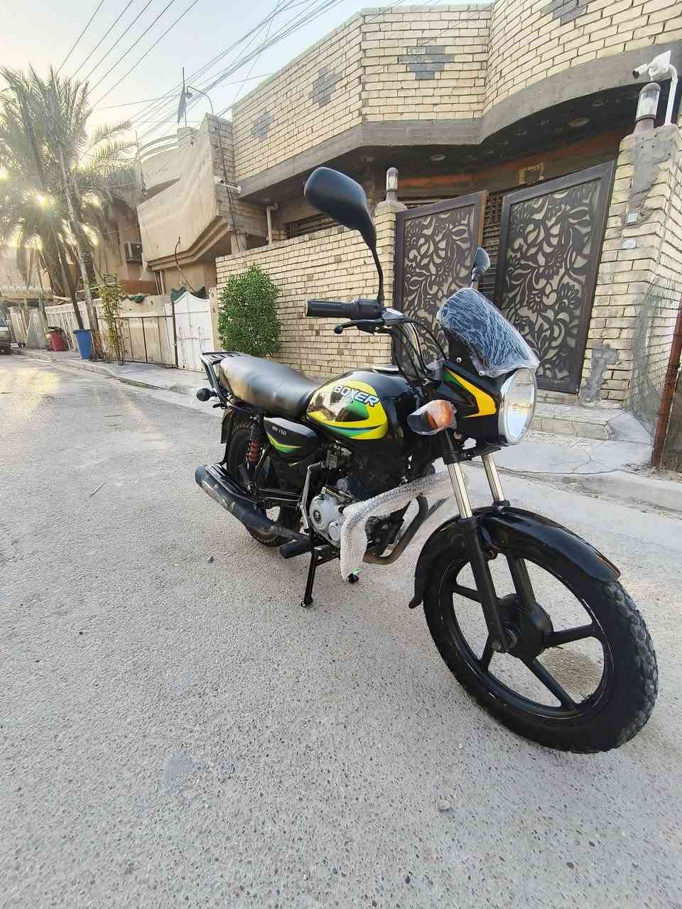 السلام عليكم بوكسر كلاسك🟢موديل 23 اوراق كامله

دراجه مكفوله دراجه كلش نضيفه وستخدام شخصي
ما ناقصه شي

 وبل عافيه عل ياخذه سعره 1500وبيه مجال لطيبين

مكان بغداد بياع 
رقمي ***********
