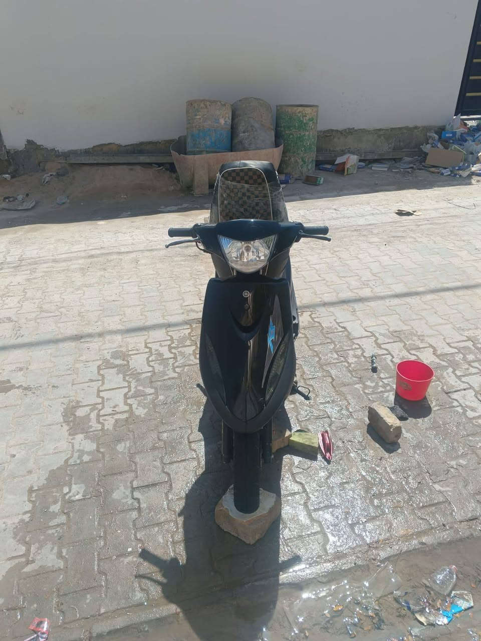 ماكس عدلة • بوليس • للبيع
