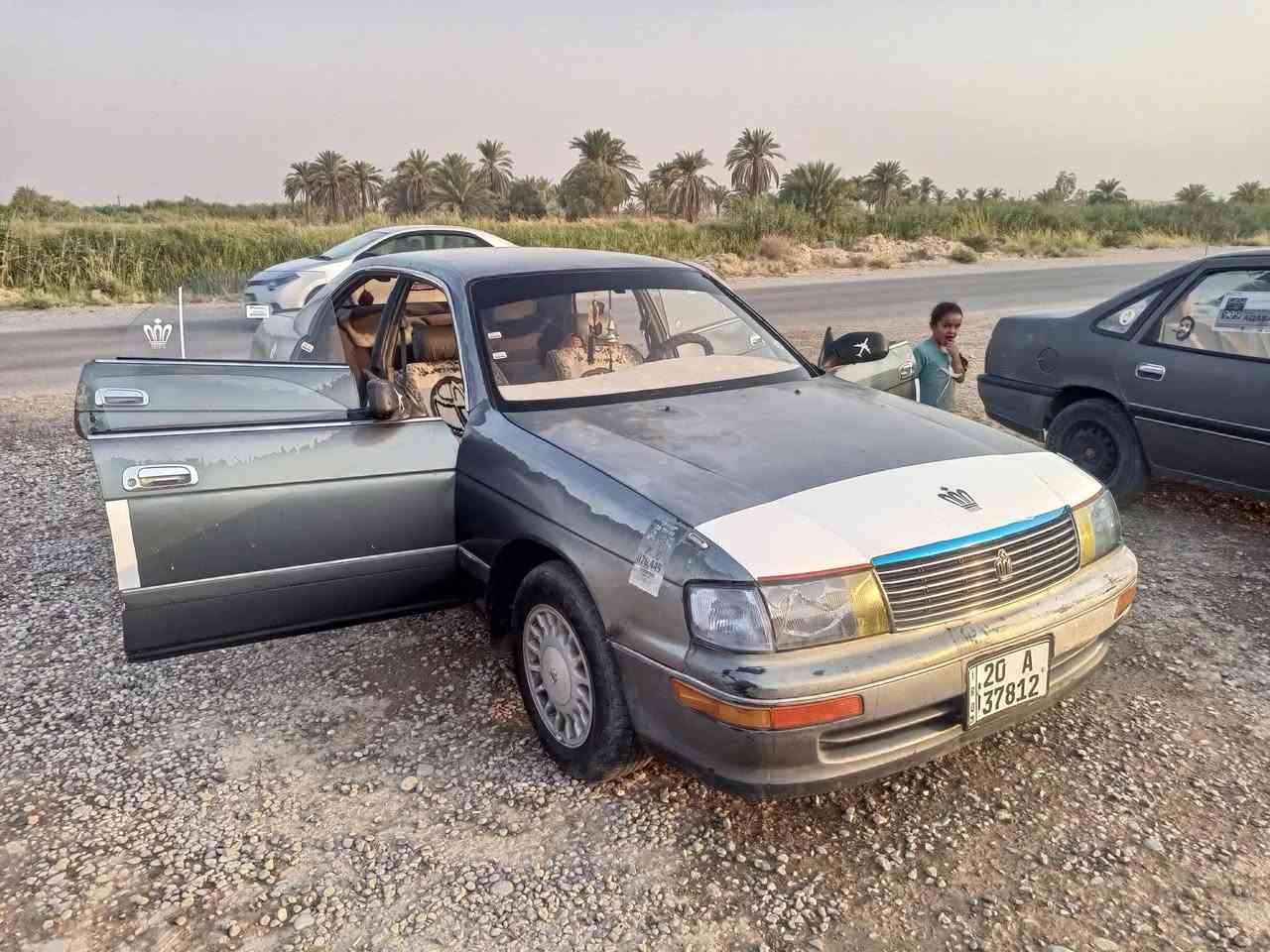 السلام عليكم ورحمة الله وبركاته 
بطة متصل موديل 1993 رقم ديالى دولي سنوية 2030
مكينه وكير بالشرط شلعة تشك الكاع مكينه حجم 2500
سيارة بلادية من الدعامية للدعامية بدون حادث بدون 
ضربة بدون صبغ بدون معجون داخلها يخبل دشبول لوك كهربائيات كلها شغالة كيجات كلها شغالة تخم تاير صدر امامي خلفي نضيف اخوان السيارة جاهزة من كلشي فقط التبريد يحتاج كمبريسر لأن عاطل والباقي كلة جاهز ترايك وين ماتريد وتحويل ثاني يوم مصورها بدون غسل السعر 40 وبيها مجال مكان السيارة ديالى دلي عباس قرب جسر الدواليب ***********//***********
