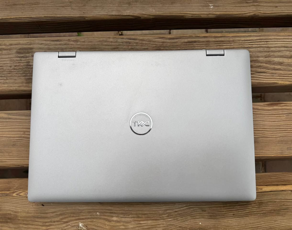 السلام عليكم
لابتوب لمس قلاب 2in1 DELL LATITUDE 3330 جيل 11 لمس قلاب 360درجة حديثة لون سلفر

مواصفاتها

CORE i5 1145G7 كور اي فايف جيل 11 

RAM 16كيكا ddr4

هارد ssd nvme m.2 256 كيكا

كارت الشاشة حديث intel iris xe graphics (8كيكا)

حجم الشاشة 13.3 ips full hd لمس قلاب ضد التوهج والانعكاس 

تحتوي على بصمة وجه face id وكذلك بصمة اصبع finger print 

كيبورد ضوئي 

تحتوى علي منفذ تايب سي TYPE C

لابتوب نضيفة كلش ومعتني بيها وبنظافتها 

لابتوب قوية وحديثة وتشغلك كل البرامج الهندسية والرسم ومنصب اوتوكاد ٢٠٢١ وبرامج الفوتوشوب 

مكاني بغداد الاسكان شارع مستشفى الطفل واذا من غير محافظة اكدر ادزها بالتوصيل 

السعر 450 الف ***********

