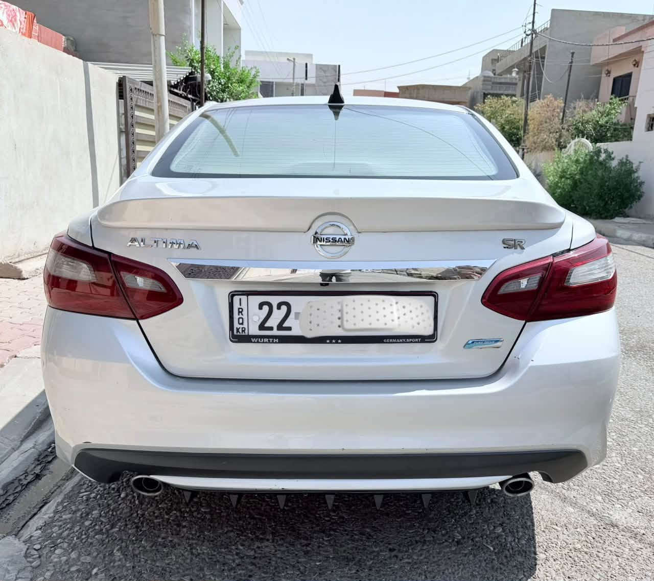 نيسان التيما SR
موديل 2018
لون سلڤر
( حادث خفيف اقل من ربع البونيد .. تبديل بونيد بلادي بأمريكا  ) 
مواصفاتها : 
* بصمة تشغيل
* بصمة ابواب 
تشغيل عن بُعد
* نظام ABS
*  نظام تحذير - رادار 
* نظام مانع انزلاق 
* شاشة معلومات امام السائق تعرض معلومات السيارة والتحذيرات
* نظام مراقبة ضغط الاطارات
* بلوتوث للمكالمات والصوت
* منفذ USB
* كاميرا خلفية
* مثبت سرعة
* كشافات ضباب امامية 
* مرايا جانبية كهربائية
* مشغل CD .
السعر ( ١١٨ ) وان شاءالله اكو مجال 
مكان السيارة - كركوك . 
                                                      ***********

