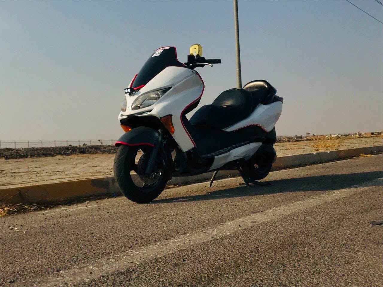 فورزه08كفاله عامه مابيها اي نقص كله شغاله من طارف للطارف وضمان اشاير كلوبات بس الكلوب الامامي نقص فيوز  وبلشرط كل عيب مابيها خرسه لاصرف ولا بخار صوت رعيد تلهب نار فول عليها صالنصه جارجر ادك150كل اسد للبيع فقط سعر850مجال كلش قليل كركوك***********
