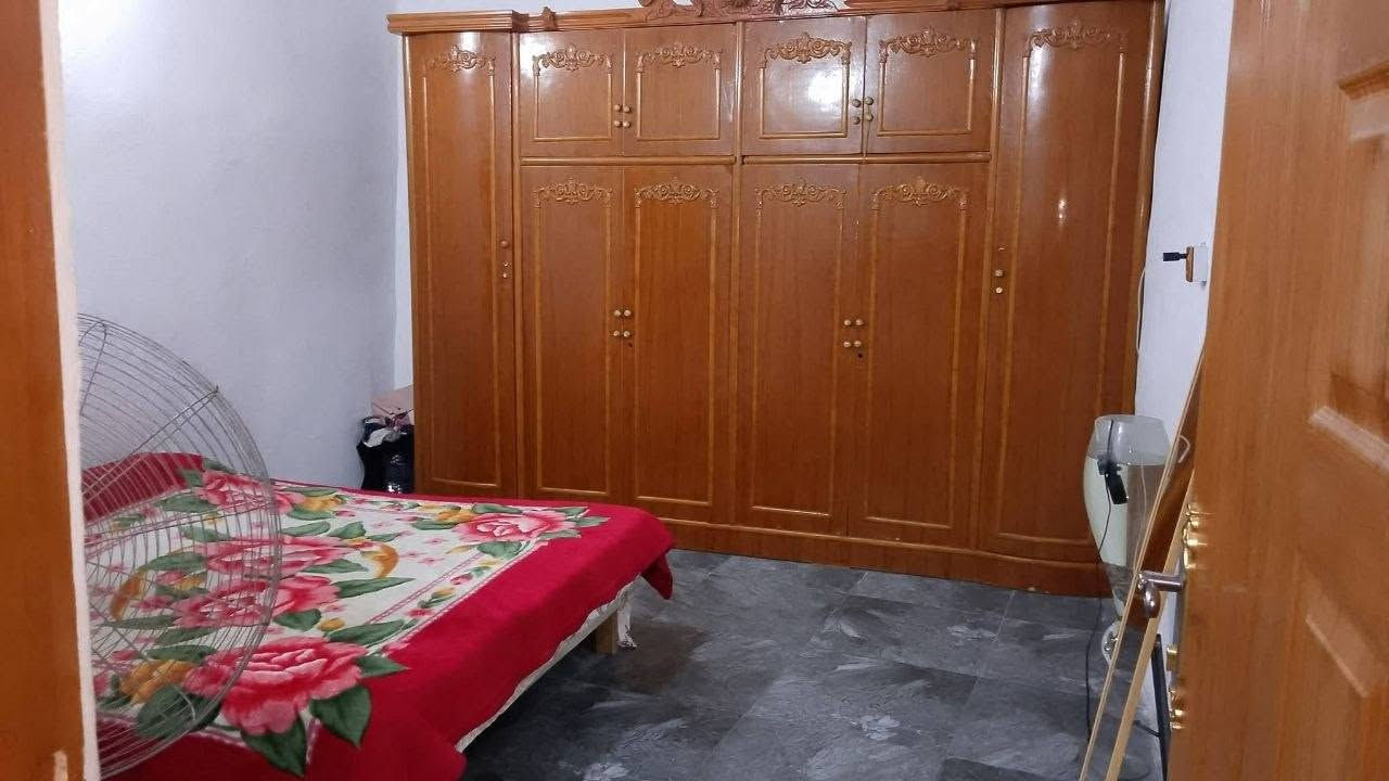 السلام عليكم بيت تجاوز للبيع الزعفرانيه سعيده تجاوز المقلع قرب معمل الزيوت ب١٦ بناء ٢٠٢٥ كاع بورسلين سكف سندويش كبل تجي تكعد مايحتاج اي شي بي كهرباء وسحب ونت سخان تانكي ماطور للاستفسار ***********
