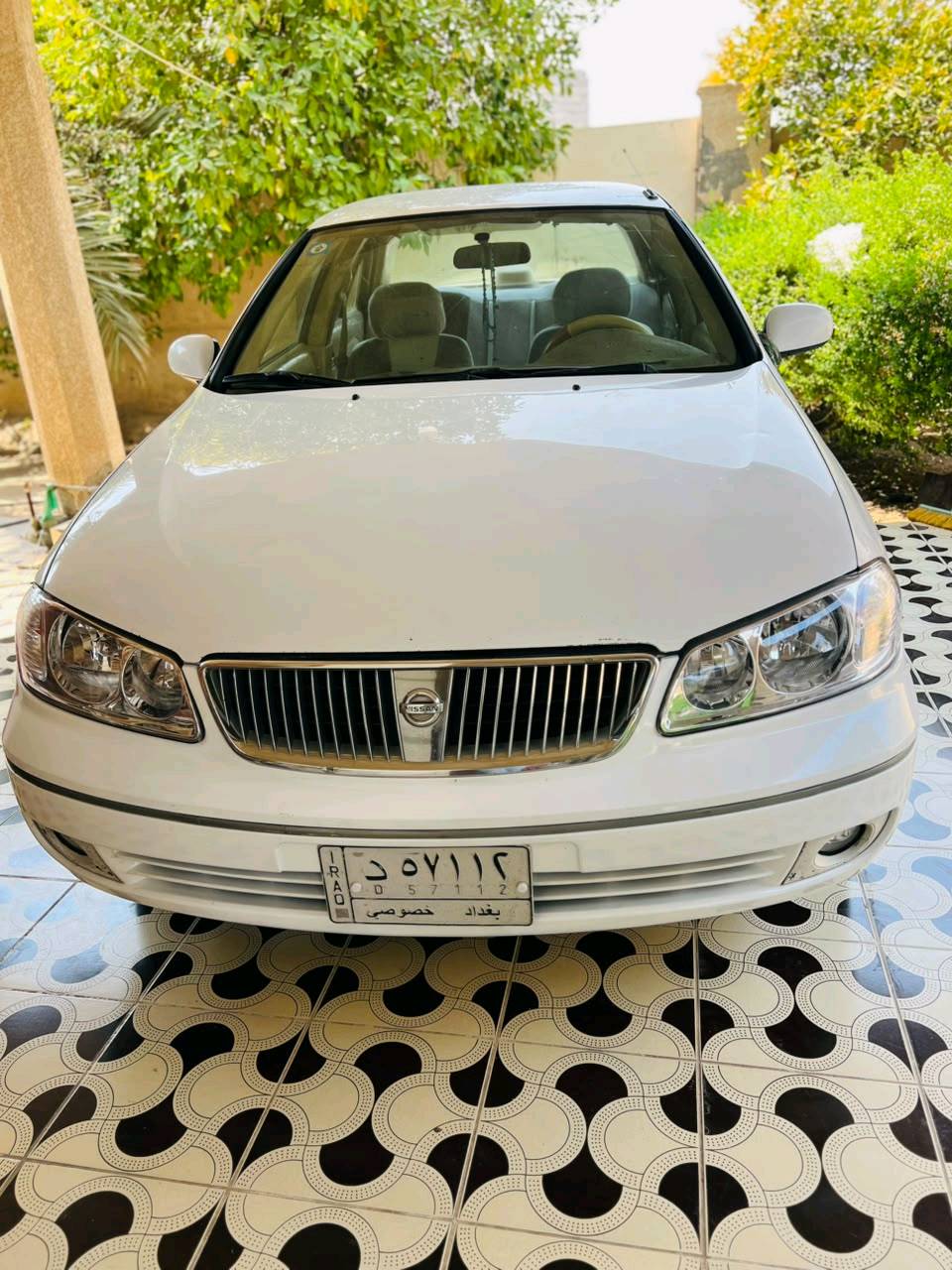 نيسان سني موديل 2009 رقم بغداد مشروع وطني تحويل ثاني يوم سياره جاهزه من كلشي تبريد ثلج كهربائياتها كله شغله مناقص شي مل جناي السياره مكفوله من الصبغ كفاله عامه عنوان السياره بلد السعر شده وبيه مجال حك الجيه الهاتف ***********