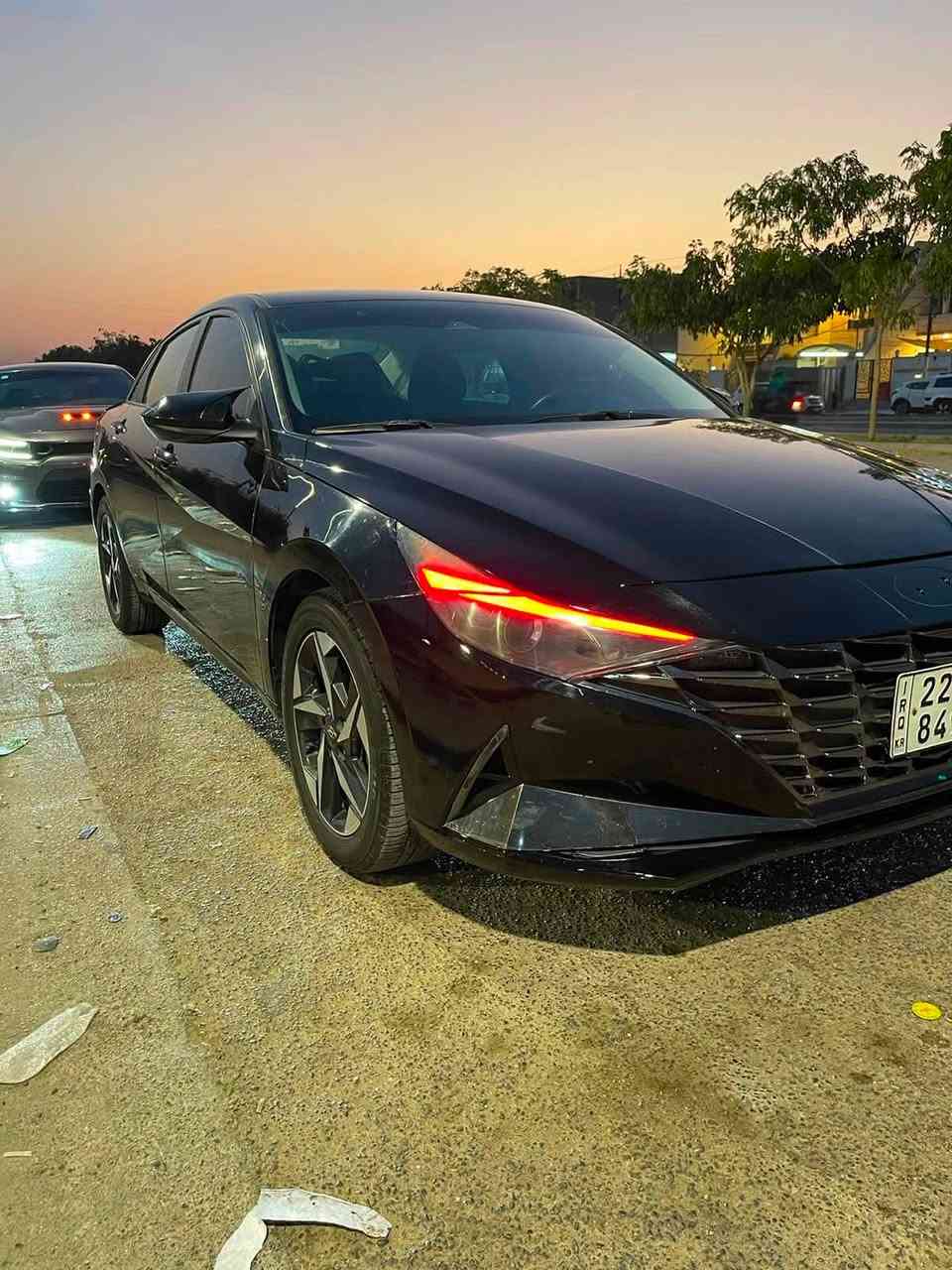 النترا امريكي موديل 2022
حادثها جاملغ وبنيد بدون دواخل 
🔴 شاشة جبيره كار بلي 
🔴 كيجات سبورت 
🔺رادار 
🔺كاميرا أمامي تحديد مسار
🔺 اوتو ستوب 
🔺 حساس خلفي 
🔺كاميرا خلفي دوار 
🔺 تحكم ستيرن فول 
🔺 5 ويل كب 
🔺 شباك كروم اصلي 
🔺 حواجب led احمر 
🔺 عدسات زد سكاي 
🔺 3 وضعيات قياده 
🔺 تبريد تدفئة بلاد شركة 
🔺 تخم تاير و باتري جديد 
🔺 عليها أدامة كامله و نانو سيراميك 
🔺 مكينه 2.0 دوش 
🔺 رقم اربيل بأسمي شرط تحويل 
السعر 120$ وبيها مجال 
مكاني بغداد حي الجهاد 
***********
