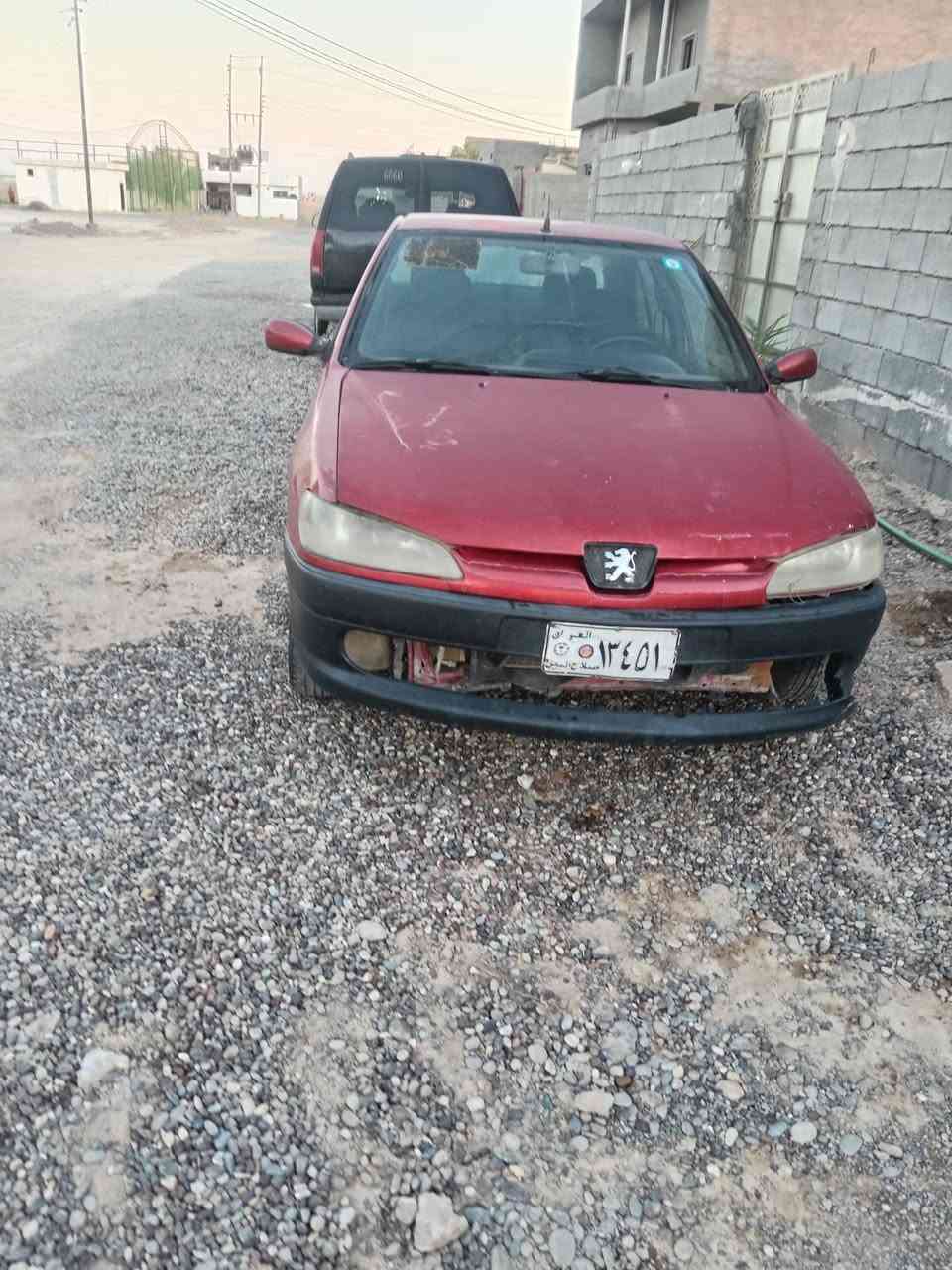 بيجو للبيع سياره ما بيه صبغ ونظيفه كير محرك جدد كهربائيات كله شغاله العنوان صلاح الدين العلم الزقم ***********    ***********
