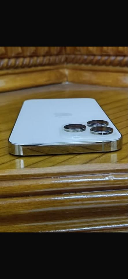 إسلام عليكم  السعر ٨٥٠قفل
ايفون 14برو ماكس للبيع
ذاكره 256
بطاريه 90
شرط ما مفتوح ولا امصعد
الجهاز كلش نضيف 
الشراي يتواصل 
***********.  هاذا للتصال 
واهذا للوتساب ***********

نص مكتوب في الصور:
- عامر 11:07 ،2026/9/15 م ١١:٠٣ رد
