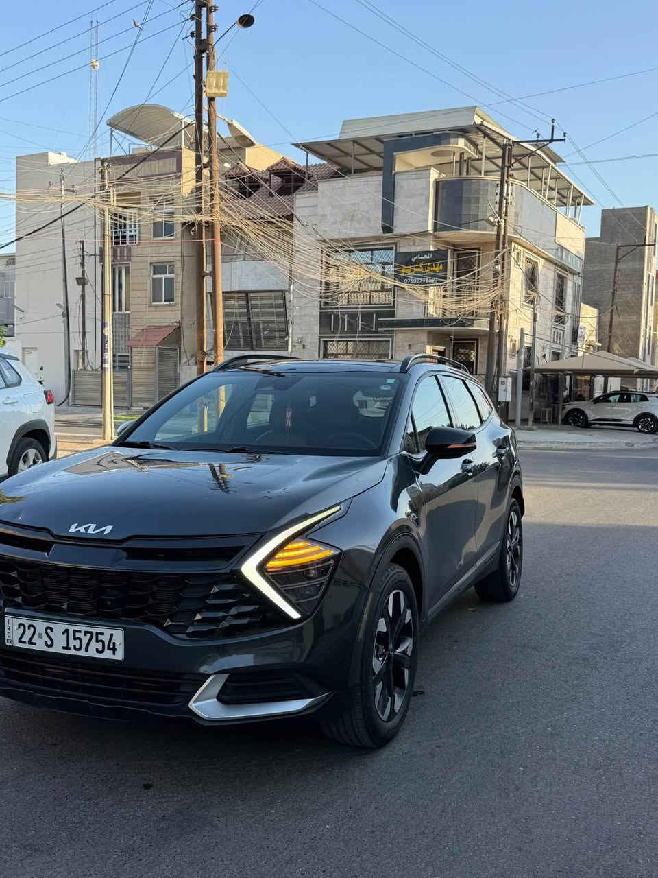 سبورتج SPORTAGE 2023 Xline 

‏سيارة وارد امريكي حاثها جامغ امامي الايمن بارد والايسر نصة صبغ ونص البنيد صبغ
بدون دواخل بدون ايرباك سيارة كلها ليبل واحد  
_____
سنة الصنع : 2023
40:000Mile :المسافة المقطوعة
‌‌‌‎المحرك :  2500GDi 
رقم الشاصي  : 5XYK6CAF8PG104879 
السعر : 190 ورقة وبيها مجال
*****
المواصفات Xline المعروفة : بانوراما + بصمة ابواب + تشغيل عن بعد + وجنطة ذكية تفتح عند الاقتراب وعن بعد - رادارات امامي وجانبي وتوقف ذاتي عن اقتراب السيارة قيادة اليه تحديد سرعة وتحديد مسار وكامرة دوارة - شاشه ديجتال متصلة وگيجات متغيرة حسب اوضاع القيادة - شاشة لعرض الوسائط ومعلومات وتفاصيل السيارة وتدعم خاصية ابل كار بلي -شاشة لمكيف الهواء وعرض تفاصيل درجات الحرارة - تبريد قطعتين - اضائة ليد امامي خلفي + عدسات زنون عالي وناصي - تبريد منفصل مناخين - كشنات تدفئة وكشن السايق كهرباء - الشحن السريع وايرليست +منافذ شحن واير + منافذ usb وtbs - انارة عند الاقتراب من بصمة ابواب السيارة - اربعة وضعيات للقيادة (sports +smart +Snow +normal ) - گير (ATM) 8 نمر
____
للاستفسار الاتصال على الرقم ***********
