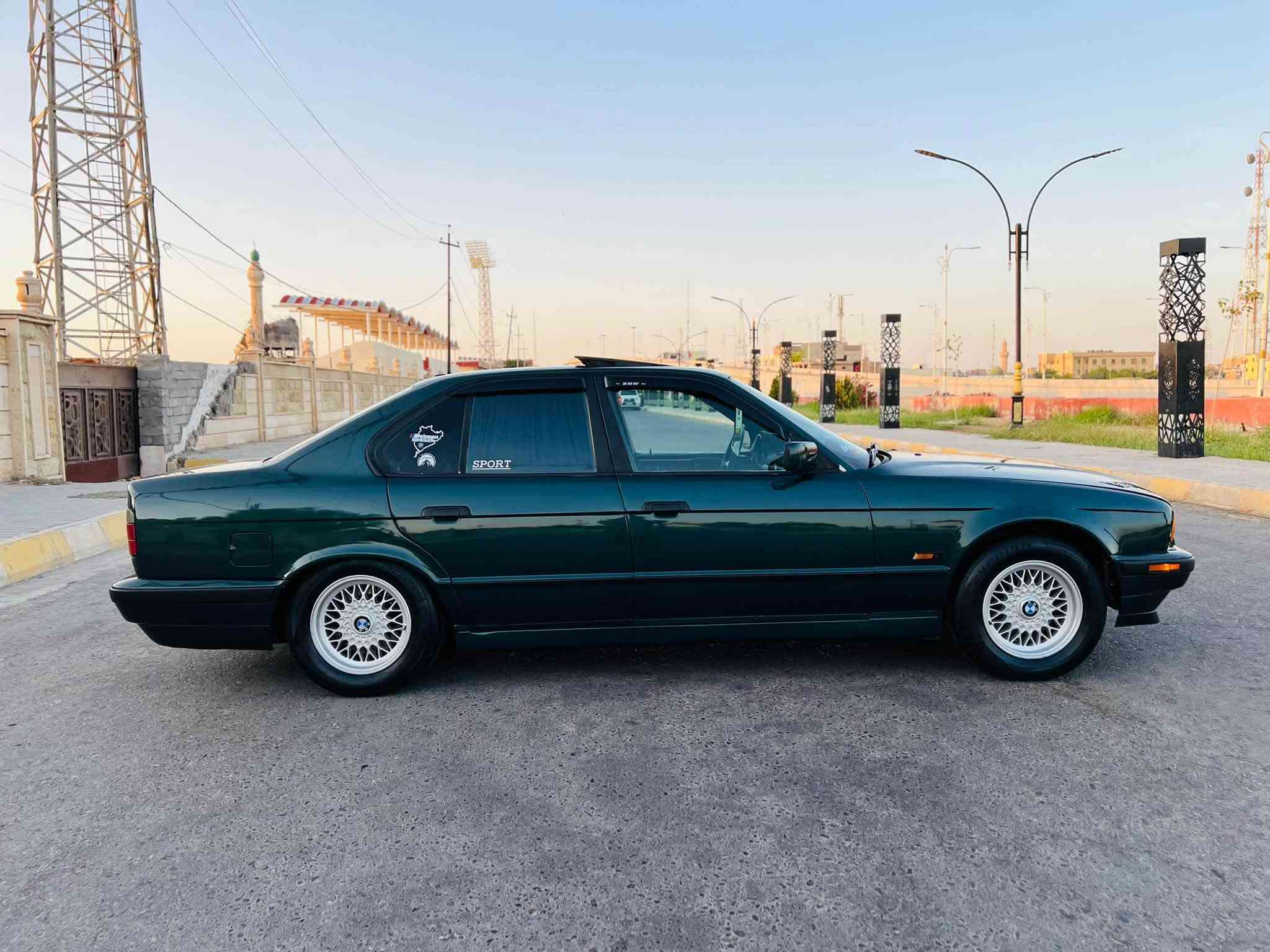 للبيع BMW 525i
حجم 525i اصل
 موديل 92
 محرك مسكر فانوس
 كير اوتماتيك
كير ومحرك شرط
رقم اربيل تحويل مباشر
 بجم عريض 
 تخم تاير جديد
 حداديه جديده 
فتحه سلايت
 تبريد شغال
سنترلك تقفيل
غرفه جديده 
بطاين 4 جديد
 كهربائيات مكفوله كلها شغاله
 كشنات جلد
 السياره مال جناي احلى من الصور
مكان السياره تكريت 
السعر 65 وبيه مجال
للستفسار ***********
