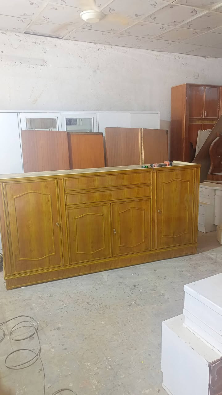 السلام عليكم عمل جميع البوفيات والابواب والغرف حلة ابو غرق ***********
