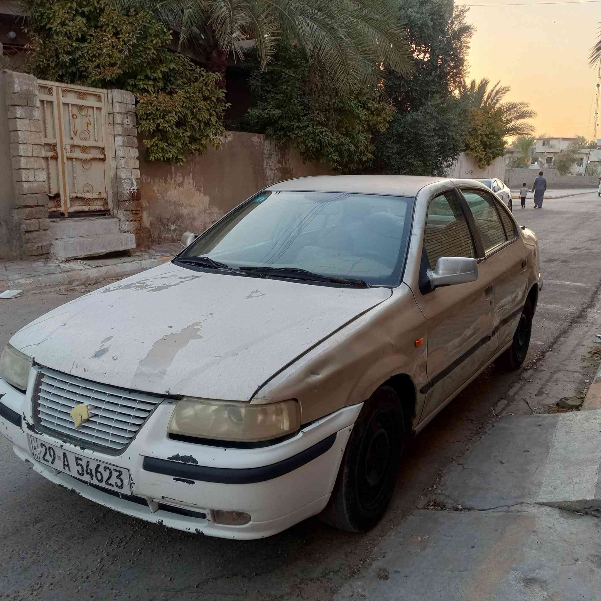 سمند موديل 2005 تبريد شغال مكينه گير حداديه شواصي جدد  السعر 28 وبيها مجال سنويه ل31 رقم واسط مكانه واسط نعمانيه ***********
