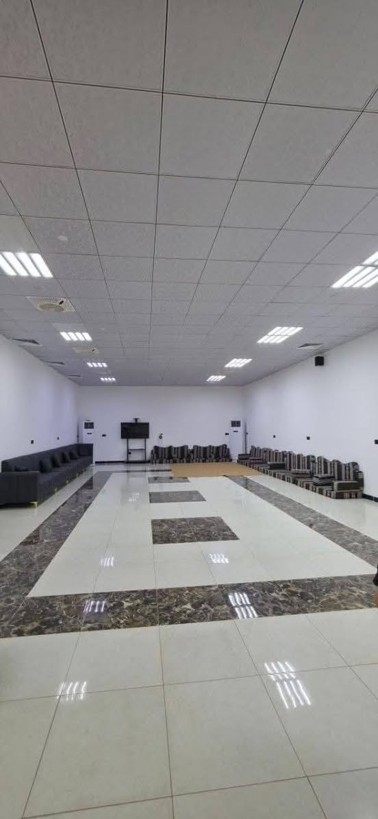 *********** واتساب
توفر الاثنين مسائي 
الثلاثاء والاربعاء كامل 
والخميس صباحي 
عندي كاظمية الطي

