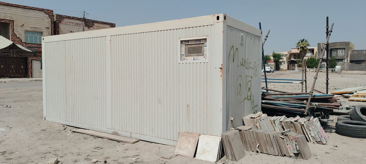 كرفان أميركي المنشأ
طول ٦ متر والعرض ٢ ونص 
العنوان سماوة  تواصل على واتساب *********** 
استعمال نظيف
