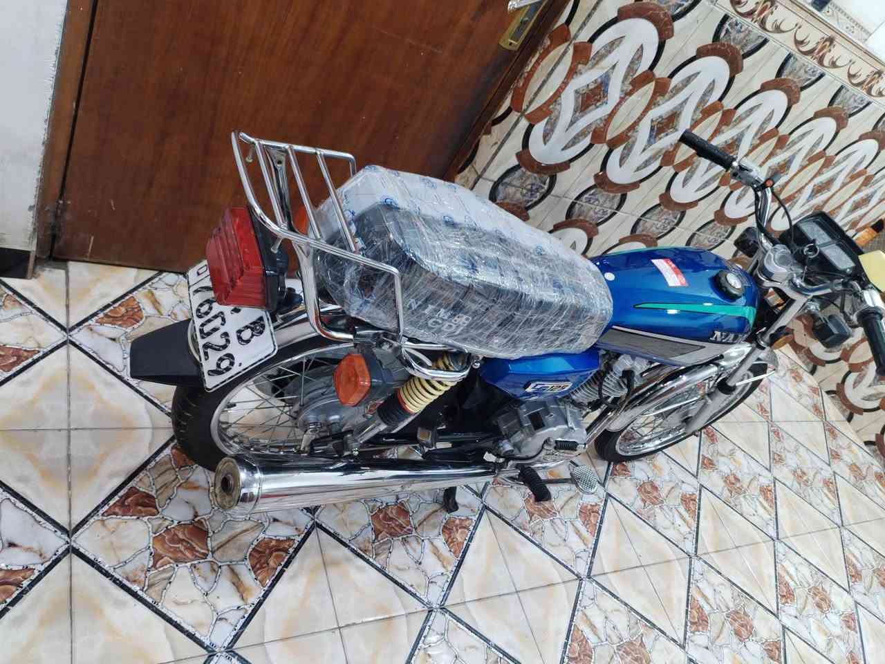 السلام عليكم دراجه امتياز للبيع رقم وسنويه موديل 20 طالعه بل 21 بصره تحويل ثاني الدراجه نضيفه كلش وكله شغاله السعر مليون و 650 وبيه مجال قليل مكاني بالزبير الشراي يتصل ***********
