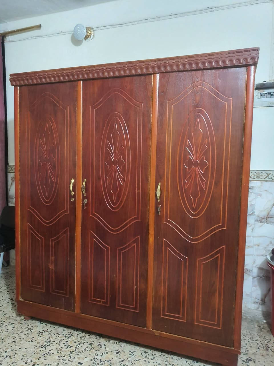 كنتور • ٣أبواب • رفوف