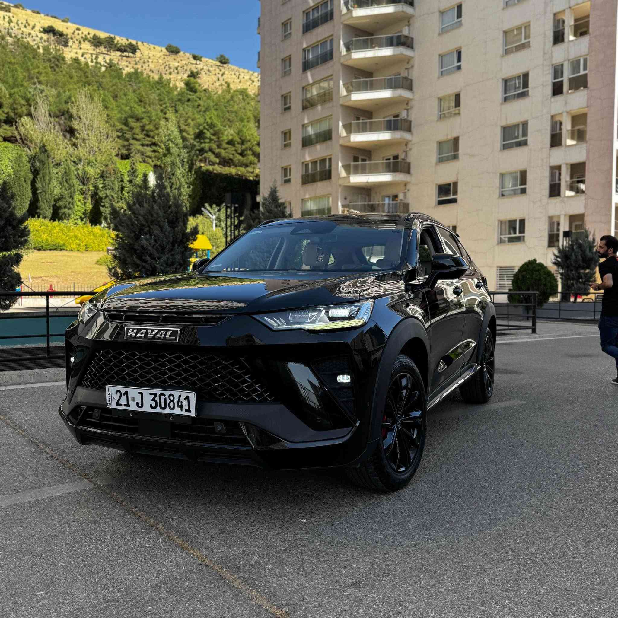 * 4WD
* HUD شاشة عرض على الزجاج
* كاميرات 360°
* Adaptive Cruise Control
* Blind Spot Detection
* Lane Keep Assist
* Autonomous Emergency Braking
* Auto Parking
* مقاعد أمامية تدفئة + تبريد
* مقاعد كهربائية
* فتحة سقف كهربائية
* باب خلفي كهربائي
* عجلات 19 إنش
* Apple CarPlay وAndroid Auto
* شحن لاسلكي
* 7 Airbags
* نظام صوت 8 سماعات
 فول فول مواصفات 

*********** السليمانية, العراق

