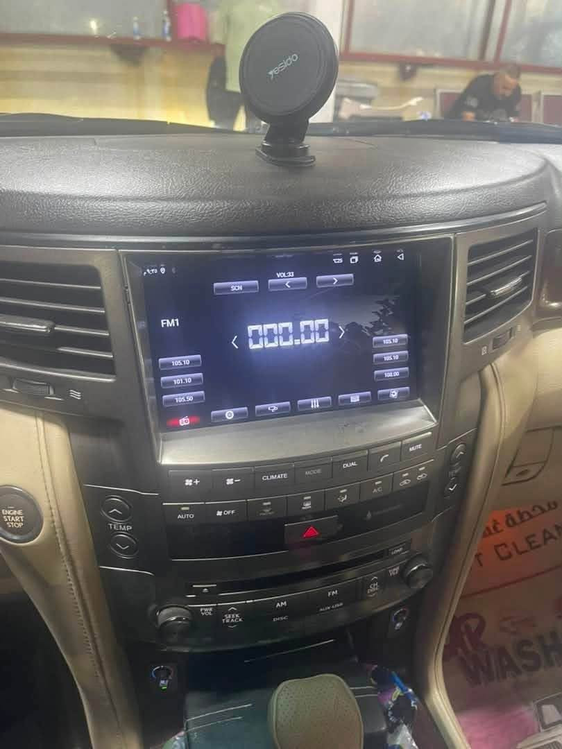 سيارة لكزز سوداء موديل 2011 LX 570 فول اوبشن نظيفة جدا رقم مميز بغداد ٤ ارقام بسعر ٥٥ مليون دينار عراقي ( ٣٥٠٠٠) الف دولار امريكي / صبغ دعاميات فقط للجمالية  ماشية ١٣٨ الف كم / ٥ تايرات جديدة / بطارية جديدة / سيرفس جديد / شاشات  لكزز عدد ٣ 
للبيع فقط بدون مراوس 

للتواصل مع مالك السيارة :-
الدكتور حيدر عباس
*********** بغداد, العراق
