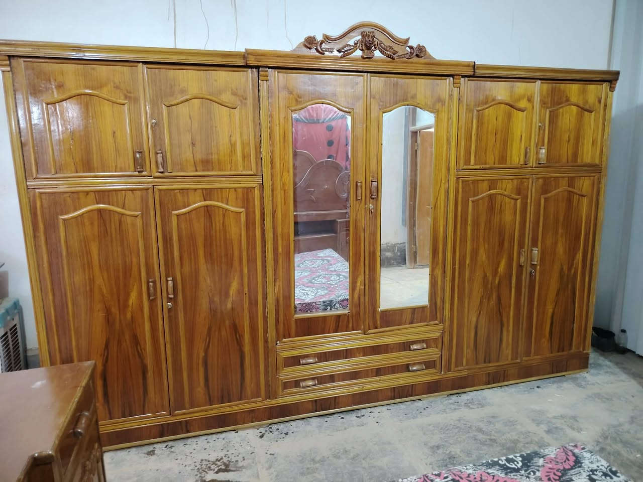 غرفه صاج تسكام درله وله ثقيل نضيفه كلش الغرفه بعده جديده كلش حلوه ومناسبه المكان ديوانيه حي العسكري نتصل او وتساب مفتوح ***********
