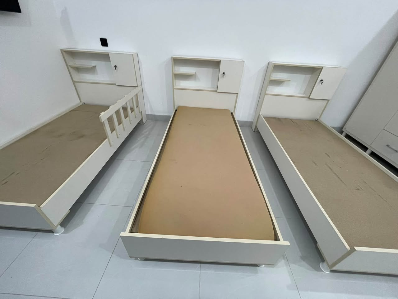 موبيليات • التون • غرف نوم