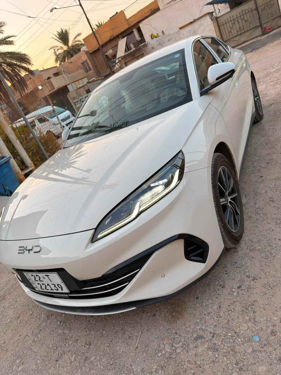 السلام عليكم للبيع byd seal6
Byd2025اللون مذكور بلصور 
السياره ما بيها اي نقص رقم اربيل بأسمي تحويل ثاني يوم 
ممشه السياره (18600كيلو)
مكان السياره بغداد حي الجهاد 
السياره معروضه ب 24،200 مليون وميتين وبيها مجال البياع شراي اعتذر منك السياره شرطها التحويل تواصل ***********
متواجد 24 ساعه
