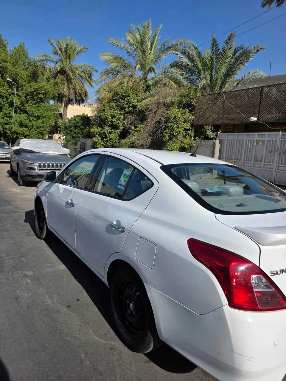 نيسان صني. هندي 2021 ماشيه ٦٣
*********** وكاله AtB  غراض الشركه موجودات وياها بعدهن أخت الزيرو السعر جوه السوك
رقم أربيل

نص مكتوب في الصور:
- ٥:١٠ م