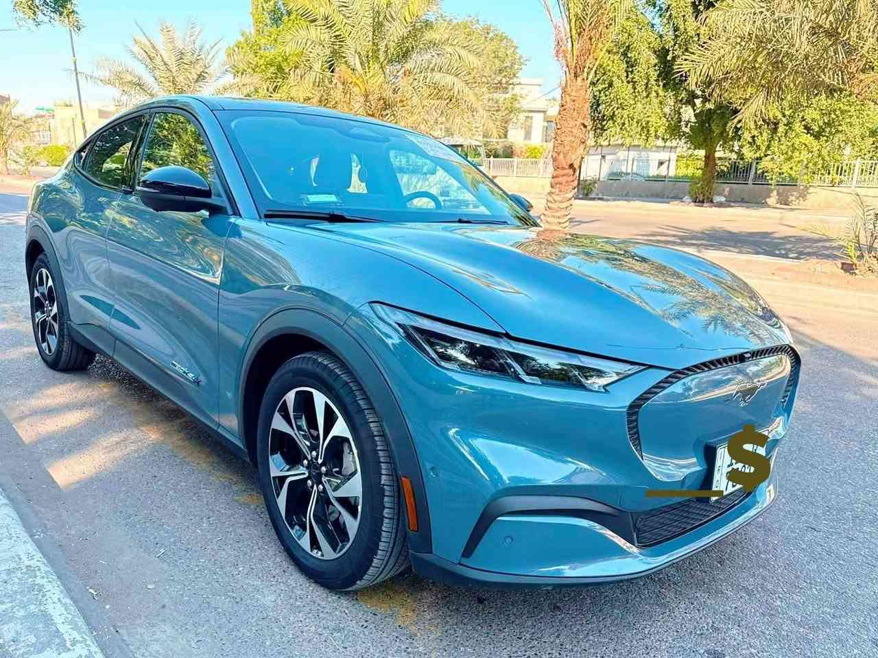 تحيه طيبه السلام عليكم
فورد موستنگ ماخ موديل 2024 كهرباء
Mach E4 X AWD
زيرو ماشيه 11 الف
كلين تايتل بدون صبغ مكفوله كفاله عامه حته الدعاميات بدون صبغ بيها بارد ٤ اصابغ بالباب خلف السايق
فول مواصفات عدا السلايد
كهرباء بالكامل Full Electric 
دبل ماطور 
مدى البطاريه طويل (Long-Range)
يعني الشحنه تمشي 520 كيلو
القدره 365 حصان
العزم 675 نيوتن - متر

‏‎لون مميز سمائي اسمنتي 
المواصفات
- بصمه
- شاشة كبيره بحجم 15,5 بوصة
- لايتات LED
- ٣ انظمة قياده
- مري جانبيه كهرباء قابله للطي
- حساسات 360 اماميه وخلفيه
- كاميرات 360 اماميه وخلفيه وجوانب
- رادار امامي تفاعلي
- رادار جانبي Blind Spots
- كشنات جلد اسود وكهرباء
- كشنات تدفئه
- كشن ذاكره
- شاحن واير لس
مكان السياره بغداد / كاظميه
السعر208 ورقه 
***********
