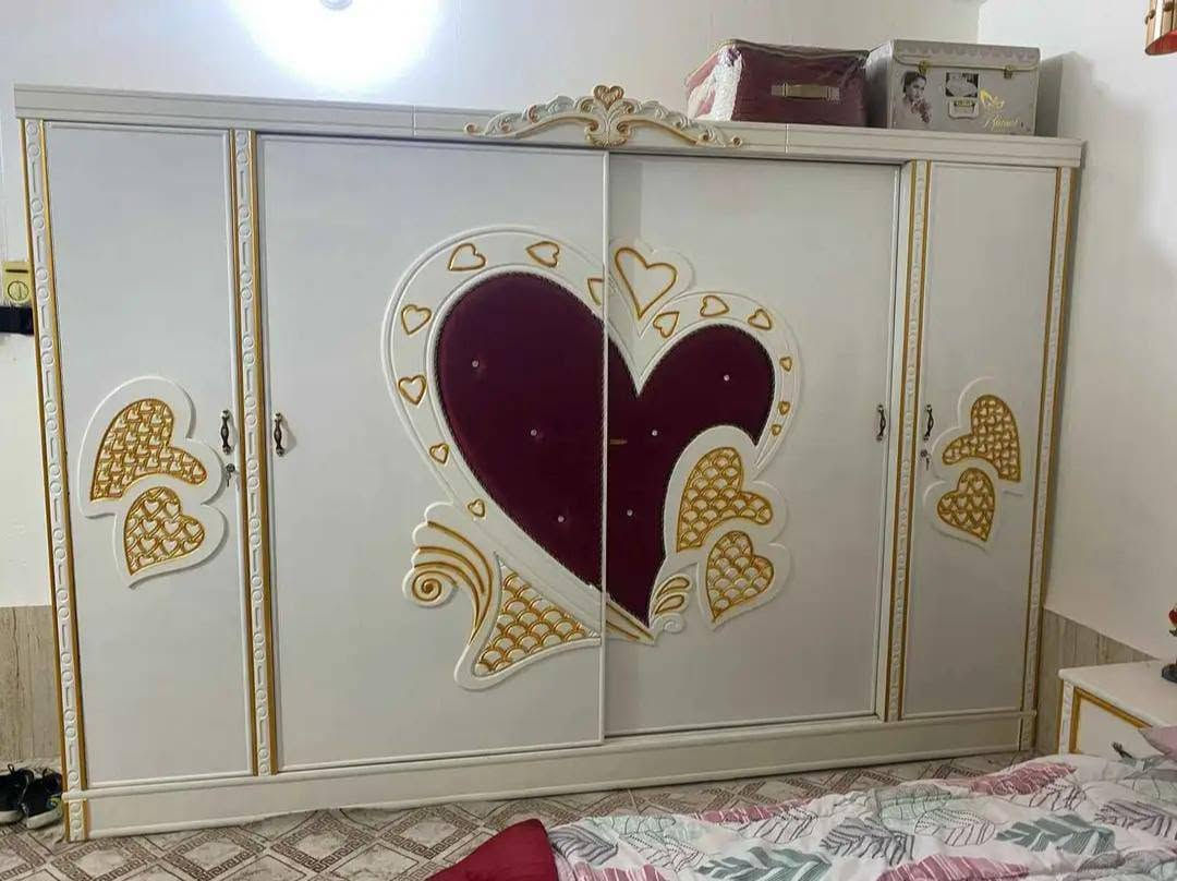 سلام عليكم غرفه للبيع شغل عراقي درجه اولى معاكس 5ملم
نضافه 100٪؜ استخدام شهرين  عنوان شارع الطاقه جزيره السعر والاستفسار الاتصال على الرقم *********** / *********** متوفر واتساب
