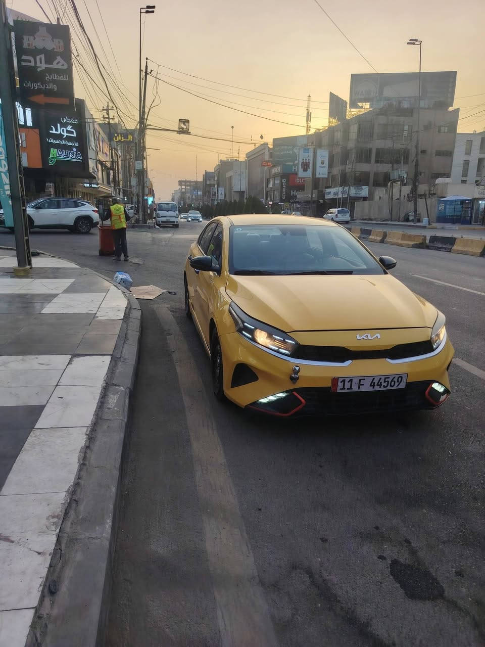 فورتي ٢٠٢٣ جيتي لاين فول مواصفات كير AT مكينه دوش ٢٠٠٠ مكفولات منضومه غاز السونار داخل المشور السياره دوشمه عام تخم تاير كبل للشارع رقم بغداد مصفره كامله السعر 133 بيها مجال بسيط العنوان بغداد العبيدي ***********
