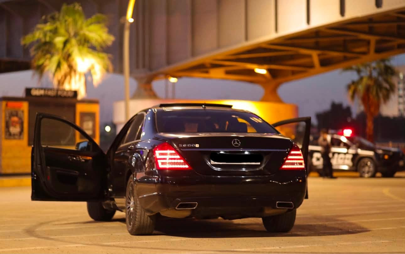 S500 L vip 2011 للبيع او مراوس  سعر  247
موديل  2011 s500

مكينه  v8 دبل توربو  4700  

شلعه صاروخ  

باب طويل  مواصفات  vip   

اعلى شي  بالاس  

جكات تصعد وتنزل  

حساسات  360  

كامرات  

رادار   

3  قطع تبريد  

امامي  خلفي  وبالتكم  

كشنات خزن 

بانوارما  على  طول  السقف  

لايت داينمك ويه فرة الستيرن

ناظور  ليلي  

وضعيات  قياده  

وضعيات  بالجكات وبعد كومه مواصفات  

السياره ماشيه  175 الف كيلو 

مكفوله  خليجيه  

بس  عندي  رصعه  بالباب

واكو  بالهلال الخلفي   صفحة السايق شويه  بارد  لان  طك   الدبل  وشويه تعدل  وهاهيه بدون  قطرة صبغ  

ابد مو مبين  ولا بالسونار  

وبوب شفط 

وسستم صوت  هارمن كاردن 

صندوك كهربائي  

بردات    عدد 5   بلاديه  كهرباء  

 هذا  الويل  البيها  18  عمود طسات 

وويلها البلادي حجم  19  هم موجود  عندي  ضامه

نصبتها  بعد  احلى  وبدون نواقص  

سويتلها ادامه  لكلشي  وصفر  مسج  

سعرها  247 واكيد  بيها  مجال  او مراوس  حسب  السياره  

مكاني بعقوبه ديالى 

*********** 

واتساب
