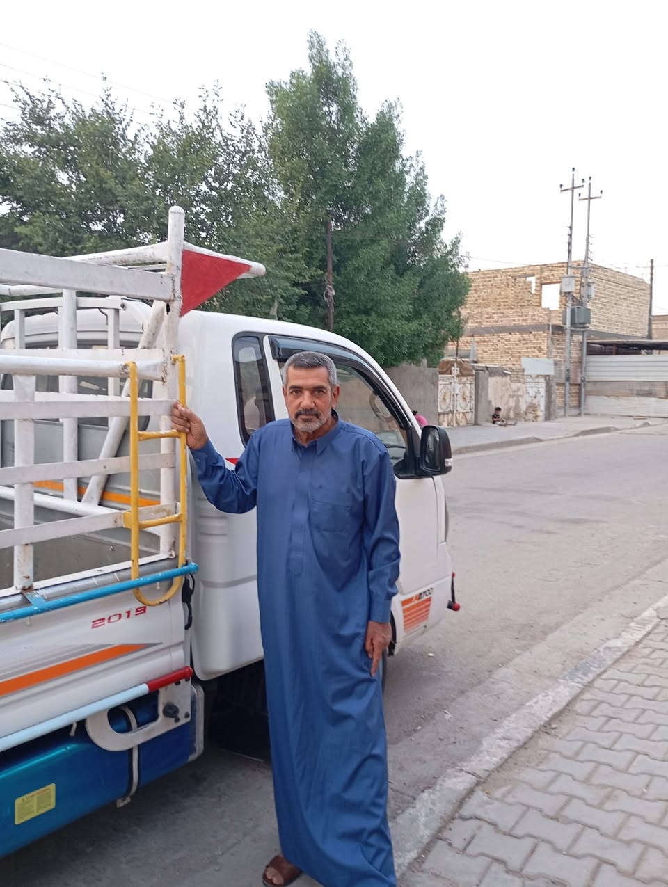 نقل أثاث • تحميل تفريغ • نجار