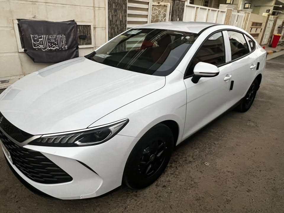 بي وادي  جن بلص 2025 بلكن هايبرد  كفاله عامه
بلكن هايبرد  ثلاث انظمه هايبرد + بانزين  شحن ذاتي + شحن خارجي تمشيك2200  كيلو سعه خزان الوقود 65 لتر 

عداد  كليومتر / 7000 كلي 

ملاحظه شاحنه اصليه وكارت + فوم معالج اطار 

🔥عرض خاص  #السعر19مليون  وبيها مجال 
سنويه باسمي تحويل ثاني يوم 🔥

عنوان /بغداد الدورة
🔵محرك يعمل لشحن البطاريه فقط  1500 هجين ثلاث انظمه شحن ذاتي + هايبرد + شحن خارجي 
🔵مقاعد جلد احمر بلادي
‏🔵تحديد مسار طريق 
🔵لايت داينمك عالي ناصي اوتو 
🔵تحكم   بريك رياضي + بريك كموفرت 
🔵 حساس خلفي عدد 6 
🔵شاشه وسطيه 
🔵دركة دي جلد وحياكه 
🔵بكلايت لد   خليه  
🔵بصمه +كارت 
🔵هاندر بريك بصمه اوتو هولد 
🔵كيجات شاشه 
🔵شاشه كبيره تبريد شاشه 
🔵لايت ليد لايت اوتو  + لد صباحي 
🔵تبريد مناخي منفصل 
🔵تبريد قطعتين 
🔵ايرباك عدد 10 

***********
