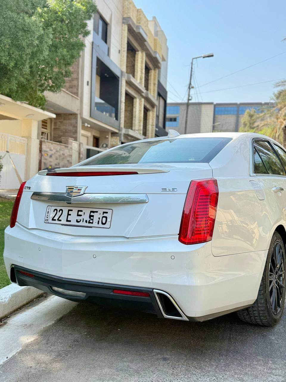 � للبيع فقط | Cadillac CTS Luxury AWD 2017 🔥

✨ سيدان أمريكية فاخرة تجمع بين القوة، الراحة، والثبات بفضل محرك الـ V6 والدفع الرباعي AWD، مع تجهيزات متكاملة تجعلها خيارًا ممتازًا للاستخدام اليومي والسفر. ✨

🚘 نعمان أوتو | Numan Auto
ثقة التعامل • جودة السيارات

━━━━━━━━━━━━━━━

📊 الموديل: 2017
🌍 الوارد: أمريكي
⚙️ المحرك: 3.6L V6 (تنفس طبيعي – بدون تيربو)
⚙️ ناقل الحركة: أوتوماتيك 8 سرعات
🛞 الدفع: AWD (دفع رباعي)
🎨 اللون: أبيض
📈 الممشى: 75 ألف ميل

━━━━━━━━━━━━━━━

💎 أبرز التجهيزات:

✅ محرك 3.6 V6 قوي واعتمادي
✅ نظام دفع رباعي AWD لثبات أعلى بجميع الطرق
✅ رادار أمامي
✅ نظام مراقبة النقطة العمياء (Blind Spot)
✅ Apple CarPlay 📱
✅ شاحن لاسلكي للهاتف
✅ تشغيل بصمة + دخول ذكي (Smart Key)
✅ كاميرا خلفية
✅ حساسات أمامية وخلفية
✅ شاشة وسطية كبيرة
✅ داخلية جلد فاخرة
✅ تبريد المقاعد الأمامية ❄️
✅ تدفئة المقاعد الأمامية 🔥
✅ تدفئة الستيرن 🔥
✅ وضعيات قيادة متعددة

━━━━━━━━━━━━━━━

🛠️ الحالة بكل شفافية:

✔️ بدون أي إيرباك مفتوح
✔️ صبغ قطعتين فقط (خلفي)
✔️ محرك، كير، وشاصي بحالة ممتازة
✔️ جاهزة للاستخدام مباشرة
✔️ شرط الفحص بأي مكان

━━━━━━━━━━━━━━━

📍 الموقع: بغداد

📩 للاستفسار أو حجز موعد المعاينة:
راسل الصفحة أو تواصل عبر واتساب بعقوبة, ديالى
