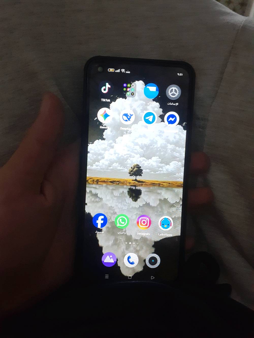 سلام عليكم 
جهاز ريلمي جيتي ماستر ادشن 
Realme GT Master Edition 
ذاكرته 256 
و رام 8 
جهاز نضيف كلش فقط مستبدل شاشه 
نوعيه زينه 

السعر 150 وبي مجال بسيط 
مكاني بغداد مدينه الصدر توصيل ماعندي
