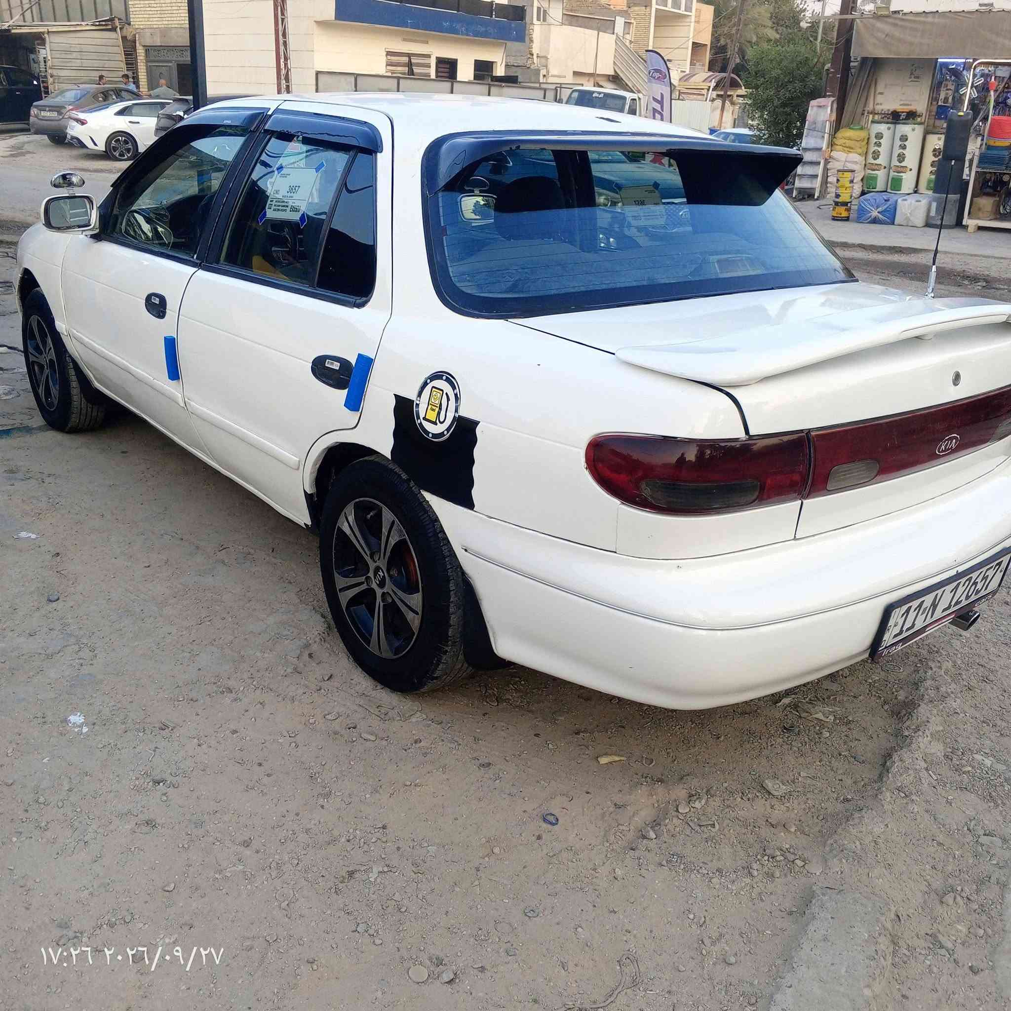 السلام عليكم كيا سيفيا موديل 95 رقم بغداد انكليزي تحويل ثاني يوم سنويه ل 29  كير اوتوماتيك محرك مفتوح كير ومحرك مكفولات السياره مصبوغه عام جماليه تخم تاير شاشه باتري جديد تبريد عاطل الحداديه نص عمر السعر 31 مكان السياره بغداد العامرية رقم الهاتف ***********

نص مكتوب في الصور:
- ١٧:٢٦ ٢٠٢٦/٠٩/٢٧
- ١٧:٢٧ ٢٠٢٦/٠٩/٢٧
- ١٧:٢٥ ٢٠٢٦/٠٩/٢٧