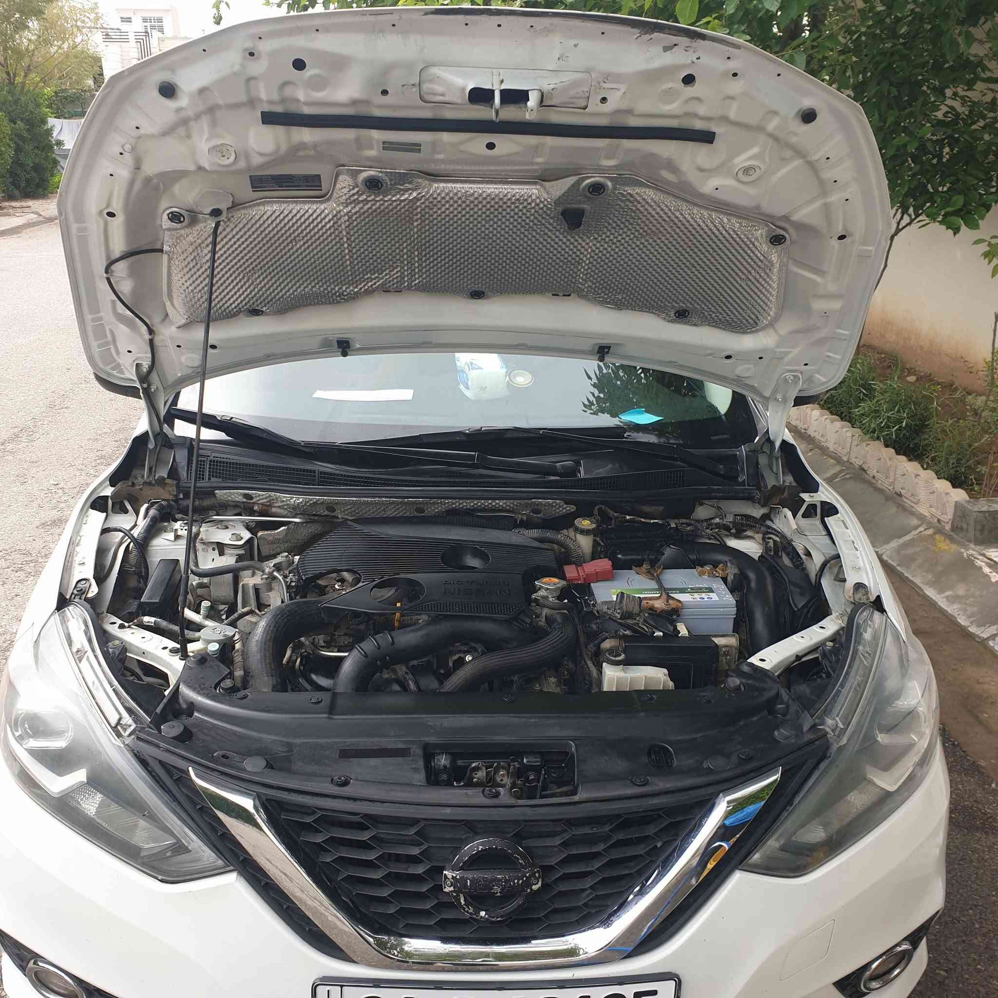 نيسان سنترا 2017 SR turbo گیر عادی
رقم سلیمانیە الدولي الجديد بسمی حتى ٢٠٣٠
بس دوسات مصبوخ ،  اکو کم مکان بارد و pdr

ماشيه ١١٥ الف کم

موصفات السياره

كامره
فتحت سقف
تحكم ستيرن
كامره خلفيه
ويل كب حجم 17
مكينه 1600 turbo
يدات نيكل
مري كهرباء
Eco . Sport . Normal
لایتات عدسة
تایرات حساس
مكان السياره قضاء الكلار 📍
للاستفسار خاص 
او عله الرقم☎️☎️☎️
98 $ مجال
***********
