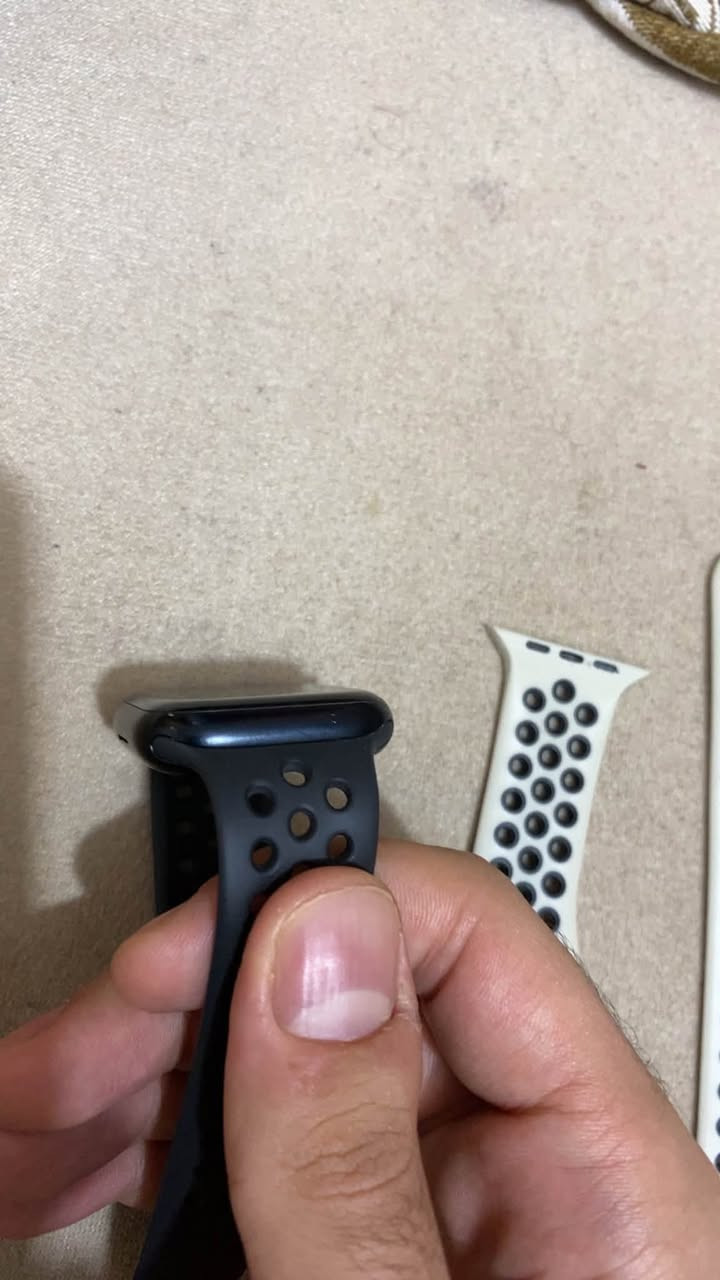 ساعة ابل واتش سيريس7 اصدار نايك سير الاصلي مع سير اضافي
بطاريه80%🔋

توصيل ماعندي نكدر نتفاهم ع توصيل🚚

ساعه نضيفه واستخدام شخصي ومابيه اي مشكله وسبب البيع محتاج فلوسه✅

مكاني صلاح الدين/تكريت📍

وسعر180 الف وبي مجال اذا جنت جاد في الشراء👍
رقم الهاتف***********☎️
