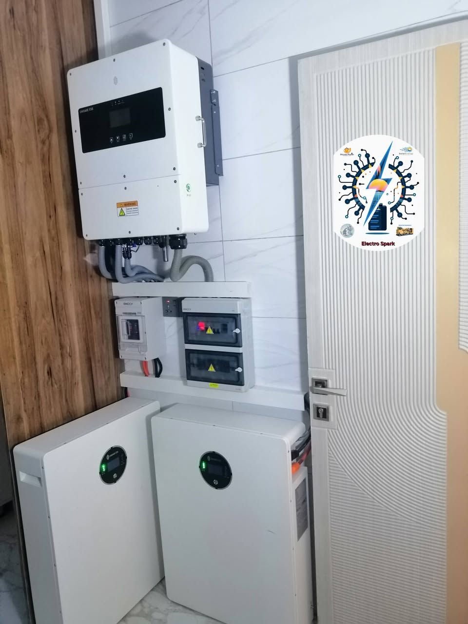 ودّع انقطاع الكهرباء… وخلي الشمس تشتغل عنك ☀️
يتوفر منظومات طاقة شمسية متكاملة
🏠 للمنازل
🏬 للمحلات
🏭 للمعامل
🐔 للمداجن والمشاريع الزراعية
🐠 أحواض الاسماك 
✅ تصميم حسب الحمل الحقيقي
✅ أجهزة وبطاريات أصلية
✅ تنصيب هندسي وضمان
✅ تقليل كبير بالفاتورة واعتماد دائم على الطاقة النظيفة
📈 استثمر صح… وخلّي مشروعك يشتغل 24 ساعة بدون توقف
📞 اتصل و خلي كلشي علينا 
للمزيد مهندس #خالد كركوك-داقوق  ***********

نص مكتوب في الصور:
- Electro Spark