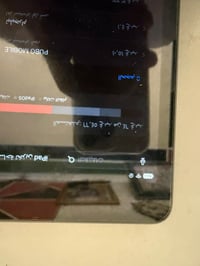 عندي ايباد للبيع ايفون الايباد 9 نضيف فول كامل ملحقات وسعره 250 بي مجا...