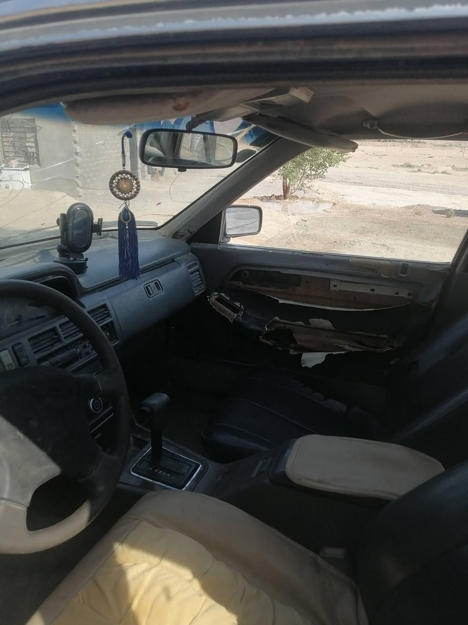 اعاده النشر بسبب وعود الكاذبه
السلام عليكم كيا بونتيشا ٩٤ السياره كير محرك ونجي  كلها شغاله  سعر ٧ ورقات  وبيها مجال ***********
